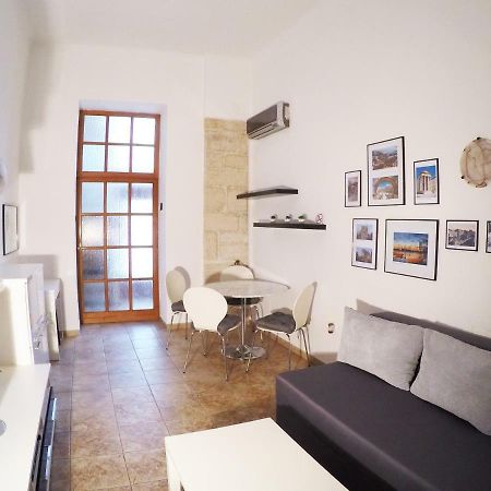 Apartman Kyra Pula Ngoại thất bức ảnh