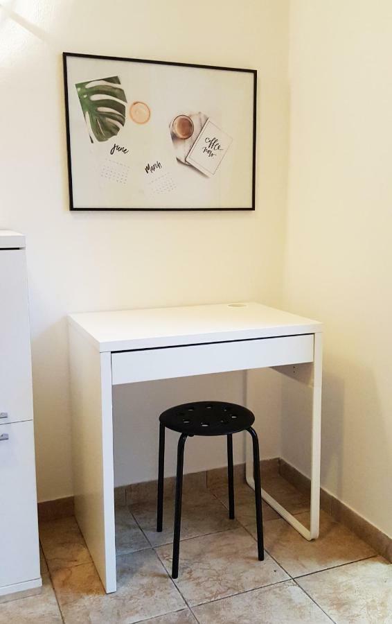 Apartman Kyra Pula Ngoại thất bức ảnh